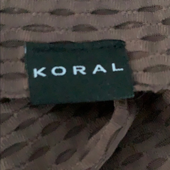 📌 Koral Pump Closed Mesh Pullover Cowl Neck - Picture 4 of 7